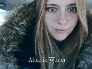 Alice_in_Woner