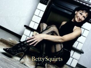 BettySquirts