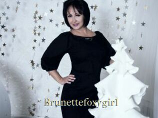 Brunettefoxygirl