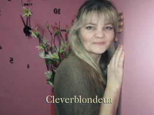 Cleverblondeua