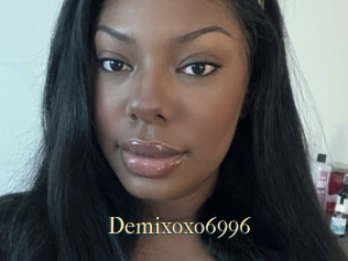 Demixoxo6996