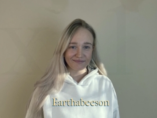 Earthabeeson