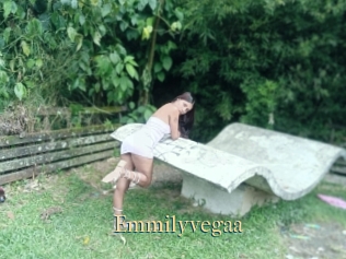 Emmilyvegaa