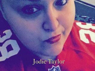 Jodie_Taylor
