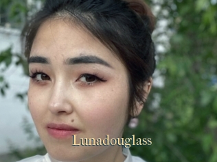 Lunadouglass