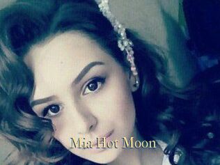 Mia_Hot_Moon