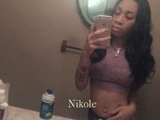 Nikole_