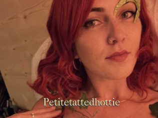 Petitetattedhottie