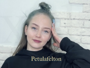 Petulafelton
