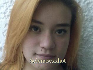 Selenasexxhot
