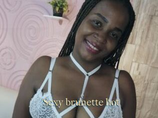 Sexy_brunette_hot