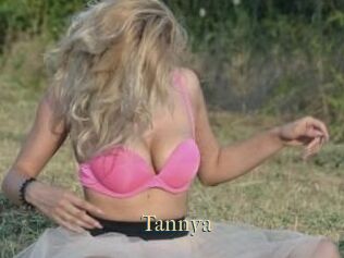 Tannya_