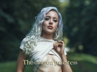 The_dragon_priestess