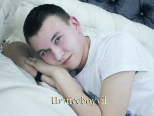Urniceboyvil