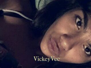 Vickey_Vee