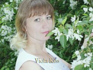 Viola_Kiss_